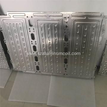 Aluminum heat collection plate for solar panel